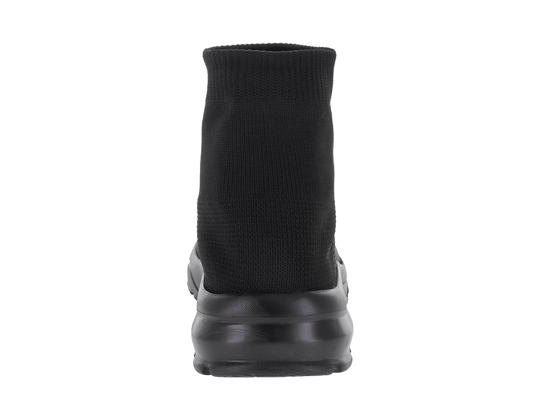 Tenis deportivos infantiles color negro, estilo calcetín sin cordones con suela gruesa.
