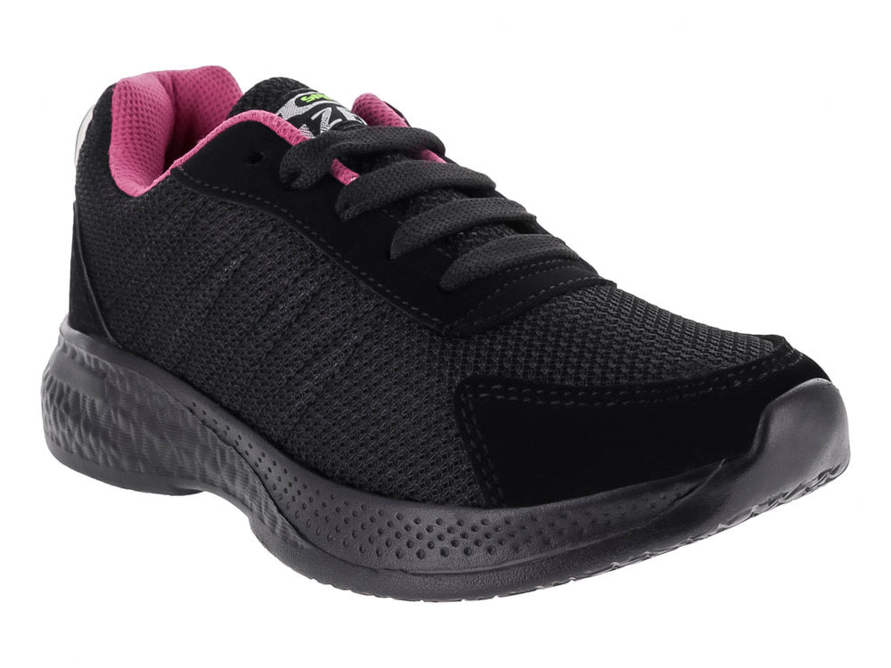 Zapato deportivo infantil marca Gizer en color negro con detalles en fucsia y suela negra.
