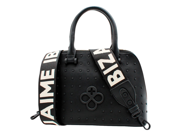 Bolso satchel color negro de Jaime Ibiza con asas, correa larga y detalles decorativos en relieve.