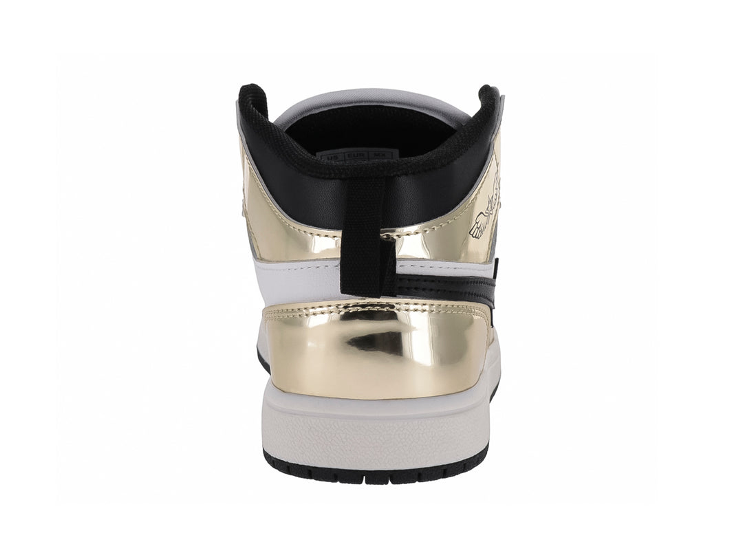 Tenis deportivos de bota alta en colores blanco, negro y dorado efecto espejo con detalle de estrella lateral.
