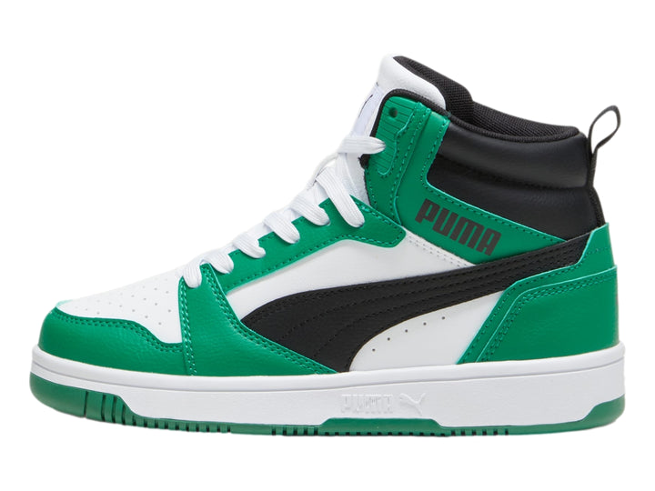 Tenis PUMA Rebound V6 Mid JR en colores blanco, verde y negro para niño.