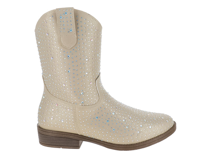 Bota vaquera color oro con detalles de pedrería brillante en toda la superficie.