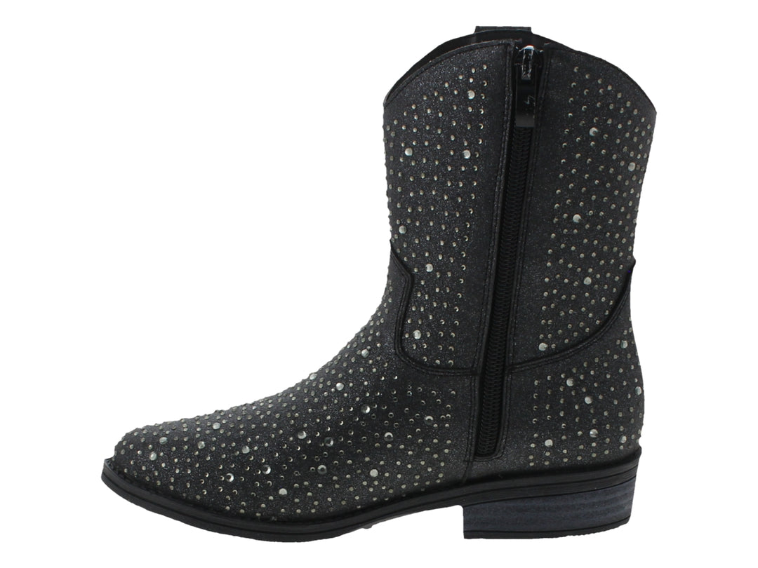 Botas vaqueras negras para mujer con detalles de pedrería brillante en toda la superficie.