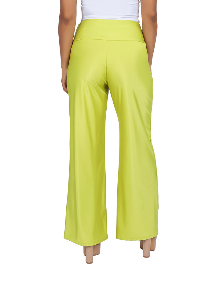 Pantalón recto color lima de cintura alta para mujer.