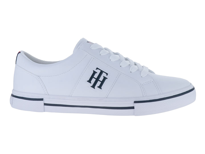 Tenis casuales Tommy Hilfiger color blanco con detalles y logotipo en azul marino.