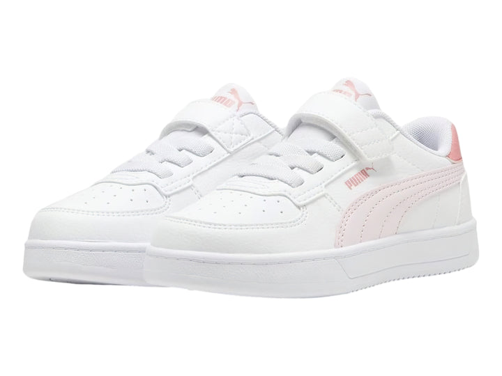 Tenis PUMA blancos con detalles en rosa y cierre de velcro para Niña.