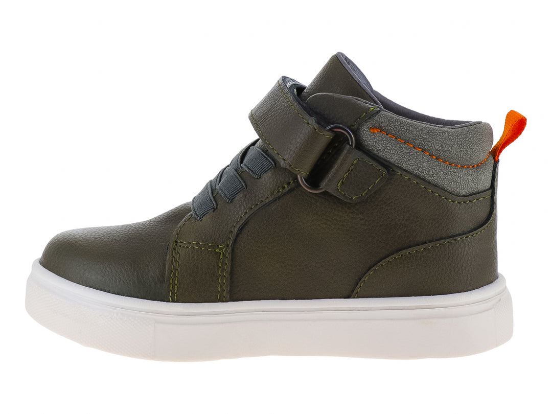 Zapato botín para niño marca VAVITO en color verde militar con suela blanca y detalles en naranja.