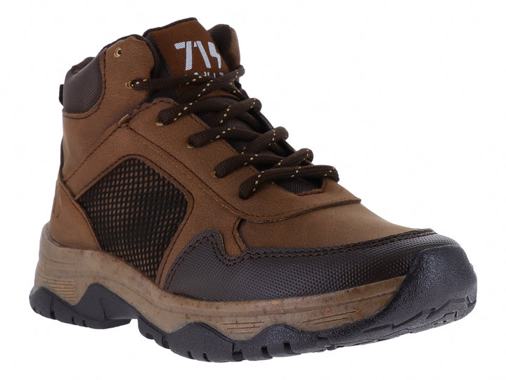 Botas VAVITO color arena con detalles en marrón oscuro y suela robusta para uso casual.