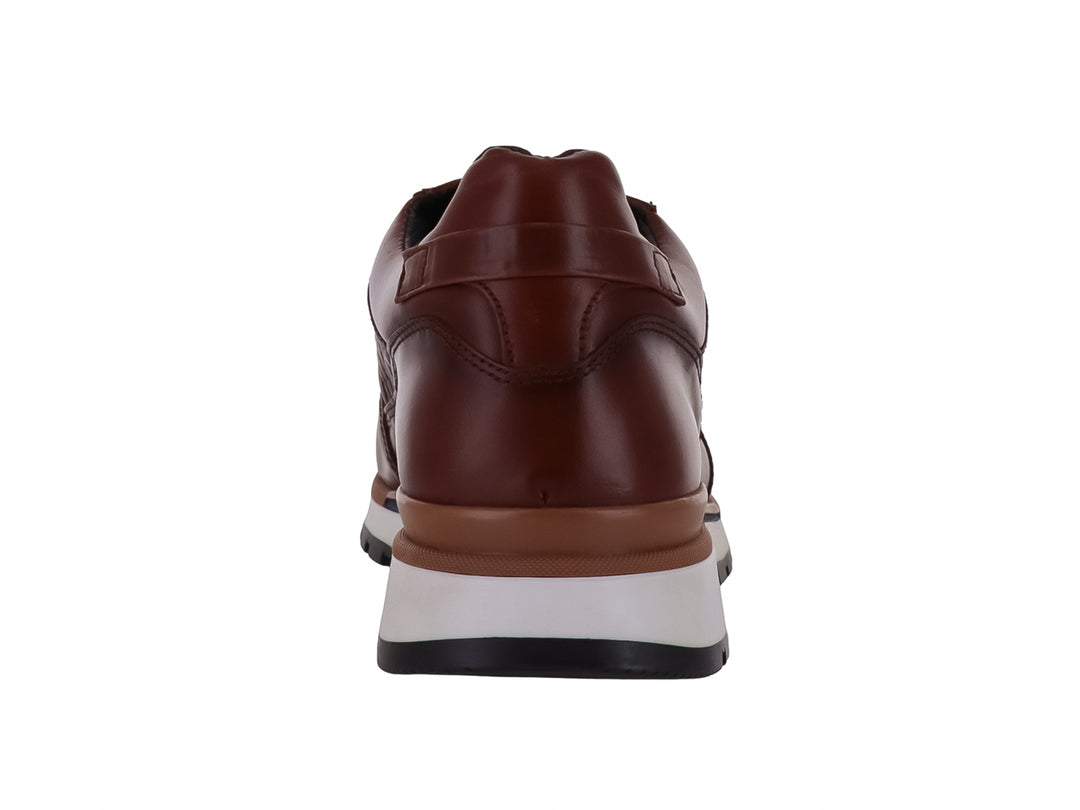 Zapato casual de cuero color tan con suela blanca y negra para Hombre.
