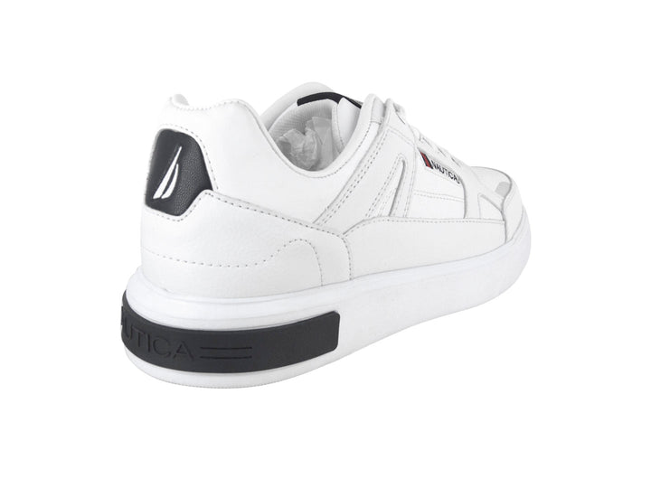 Tenis blancos Nautica Blym con suela de plataforma y detalle negro en el talón.