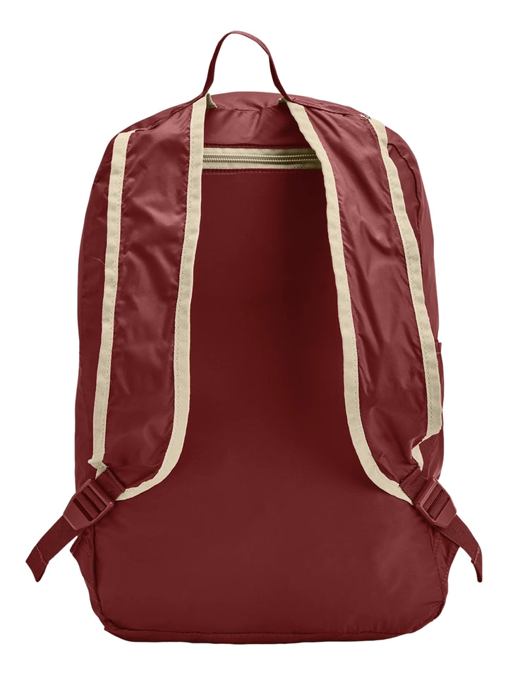 Mochila Under Armour de color rojo con logotipo en contraste y bolsillo frontal con cierre.