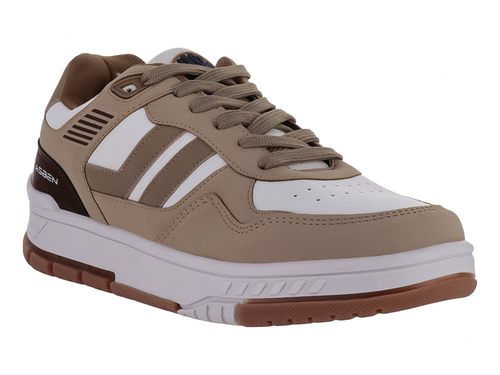 Tenis casuales Clasben en colores beige y blanco con detalles en marrón y suela blanca.