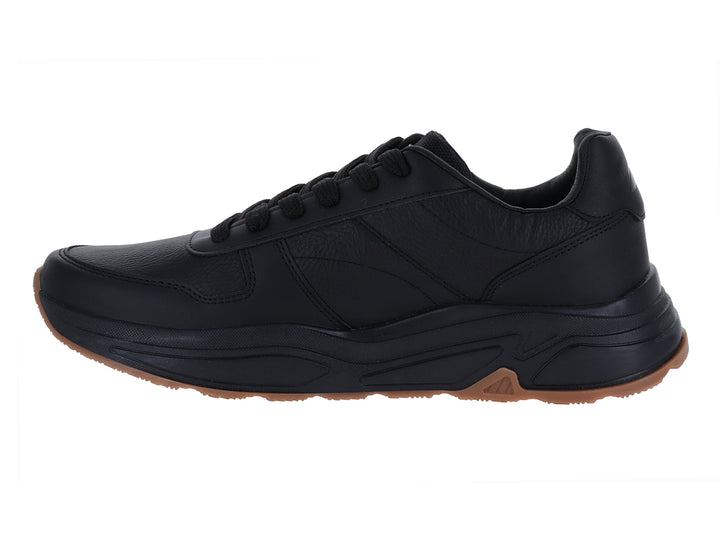 Tenis deportivos Clasben Byron en color negro con suela marrón, diseño moderno y cierre de cordones.