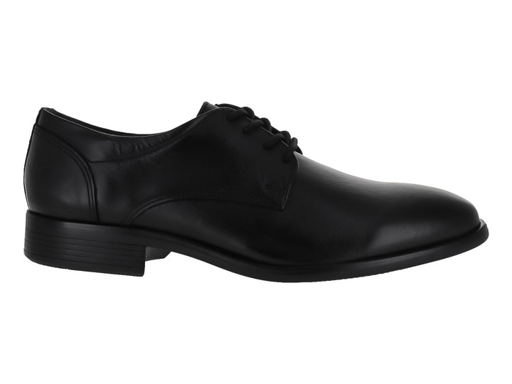 Zapato formal de cuero color negro con cordones y suela plana para hombre.