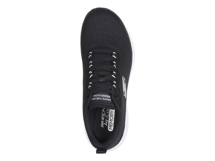 Tenis deportivos Skechers color negro con suela blanca y logotipo lateral en blanco.