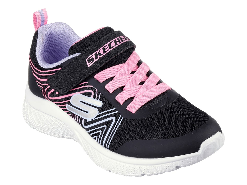 Tenis deportivos Skechers para niña en color negro con detalles ondulados en rosa y blanco, cierre de velcro y suela blanca.