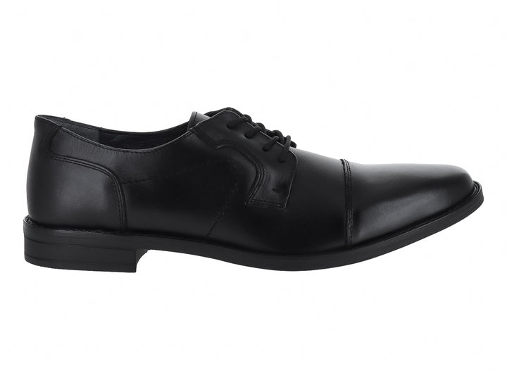 Zapato formal para Hombre en color negro con cordones y acabado brillante.