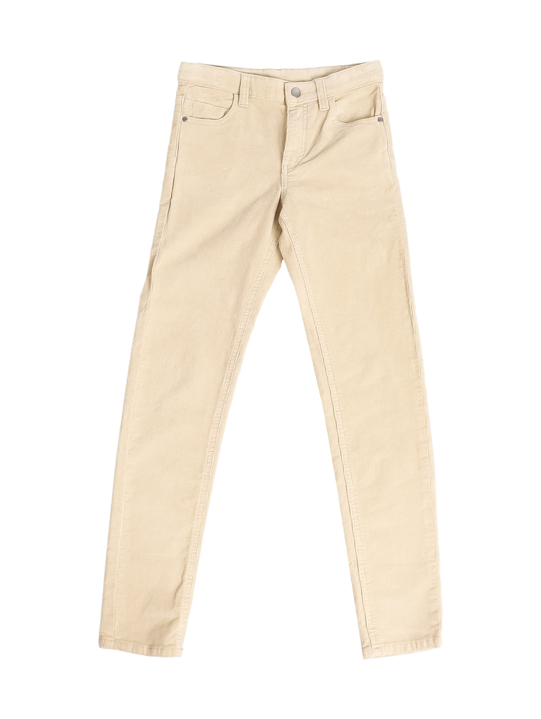 Pantalón de pana color nuez para niño con corte slim fit.