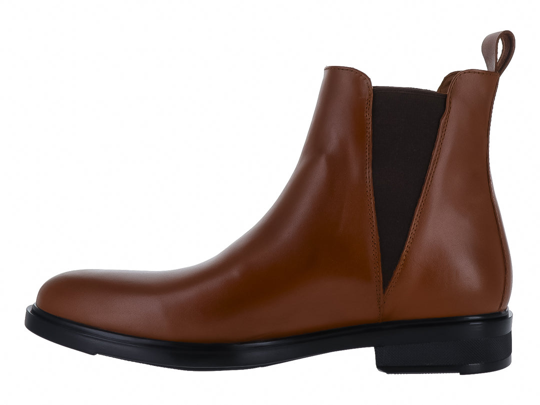 Botín estilo Chelsea color tabaco con panel elástico negro y suela negra para Hombre.