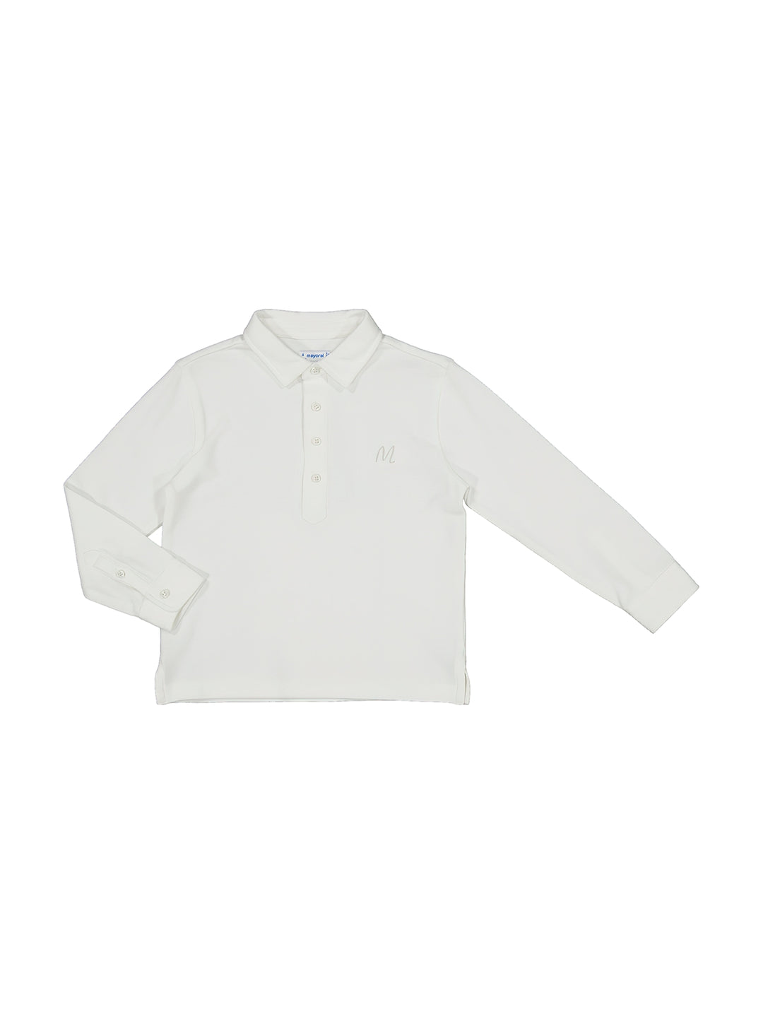 Polo blanco de manga larga para niño con cuello y botones frontales.