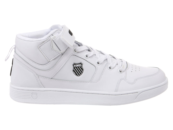 Tenis K-Swiss Urban Court blancos de corte medio con agujetas y correa en el tobillo.