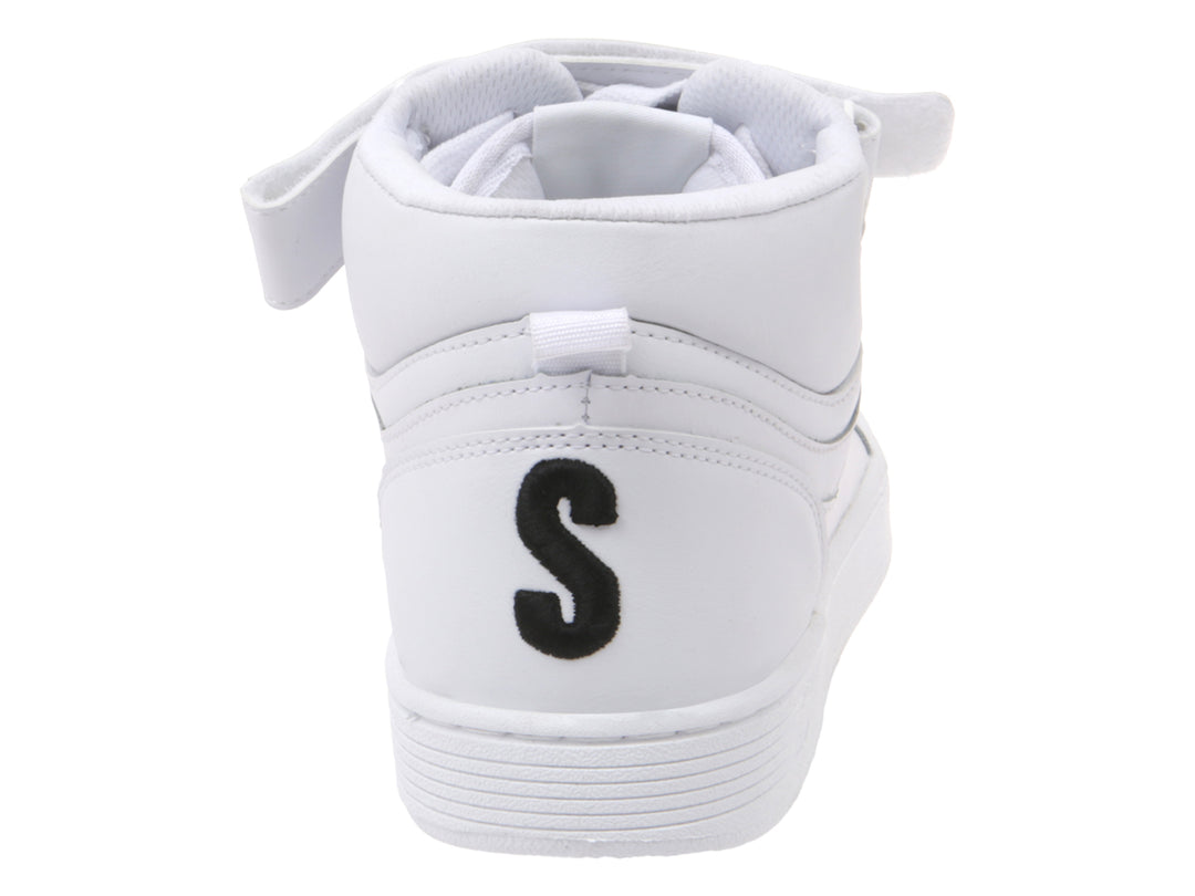 Tenis K-Swiss Urban Court blancos de corte medio con agujetas y correa en el tobillo.
