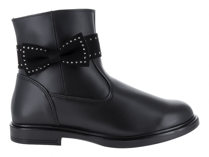 Bota corta color negro para niña con detalle de moño y pequeños estoperoles.