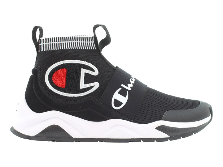 Tenis deportivos Champion color negro con suela blanca y diseño tipo calcetín.