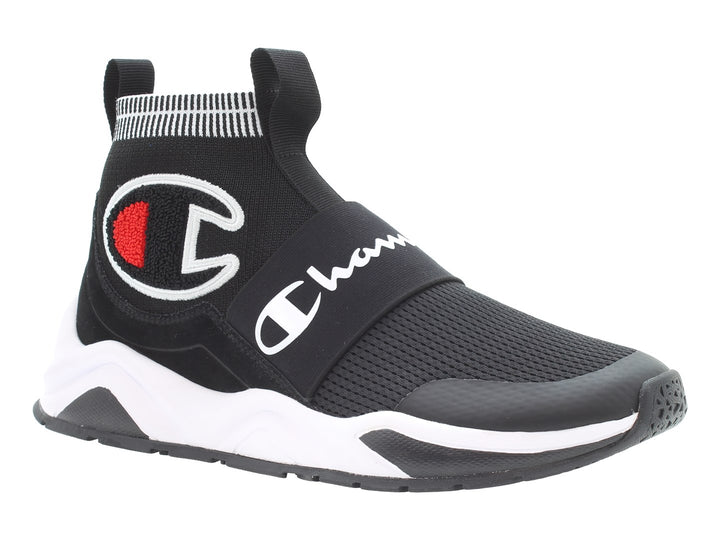 Tenis deportivos Champion color negro con suela blanca y diseño tipo calcetín.