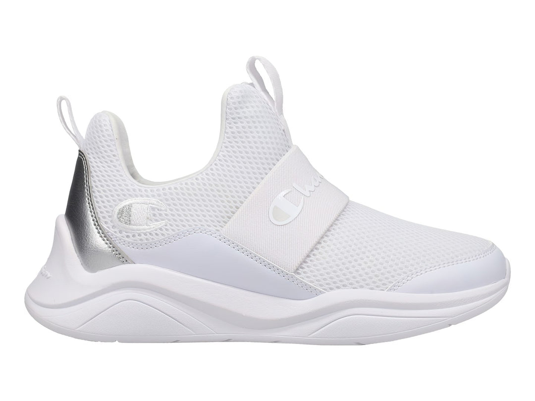 Tenis deportivos Champion blancos con detalles en plata, diseño slip-on sin cordones y suela blanca.