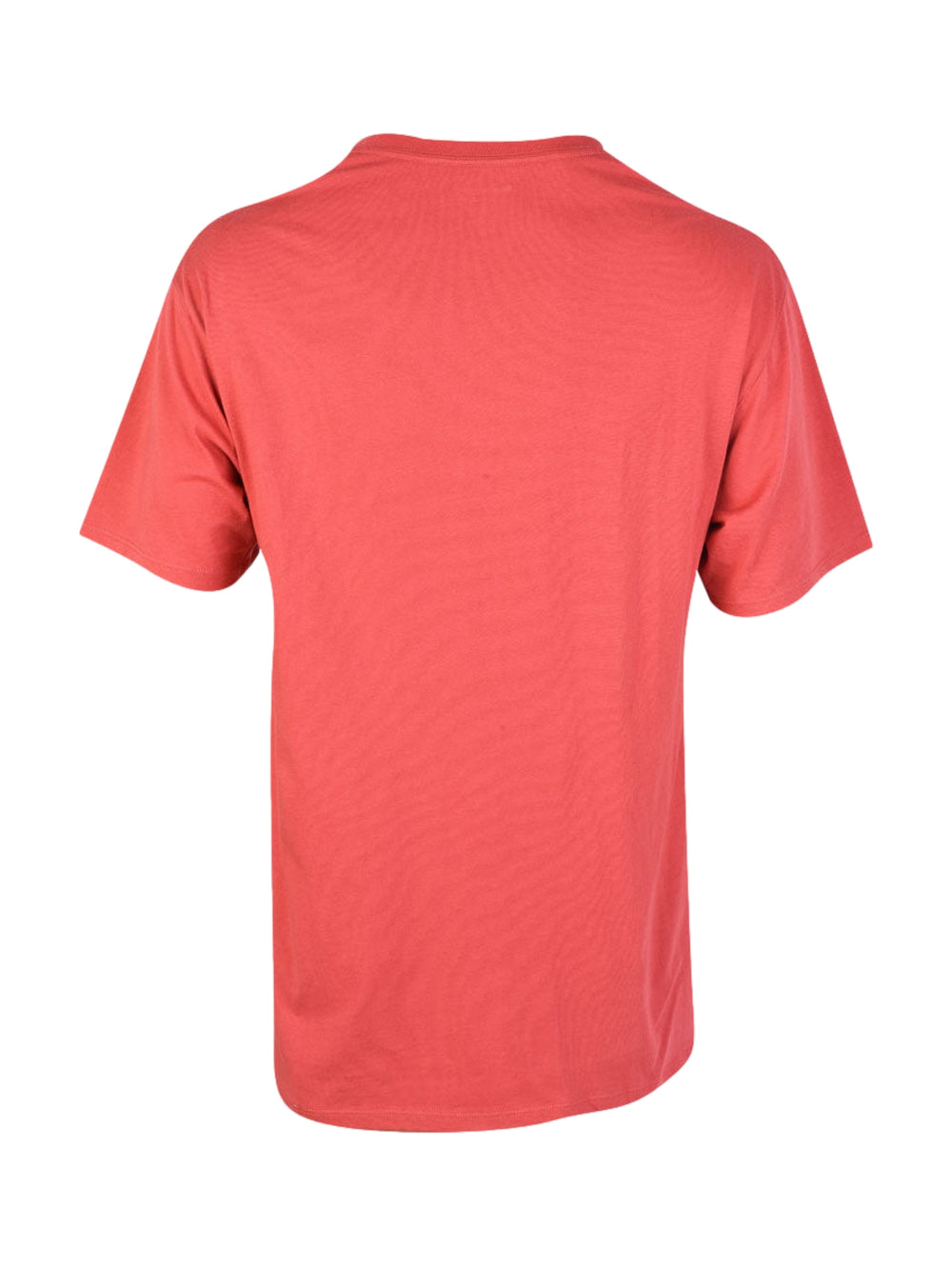 Camiseta de manga corta color durazno con el nombre de la marca Champion en el pecho.