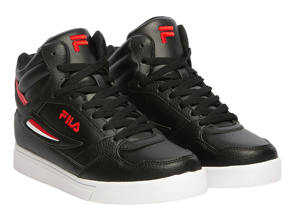 Tenis deportivos FILA tipo bota en color negro con detalles en rojo y blanco y suela blanca.