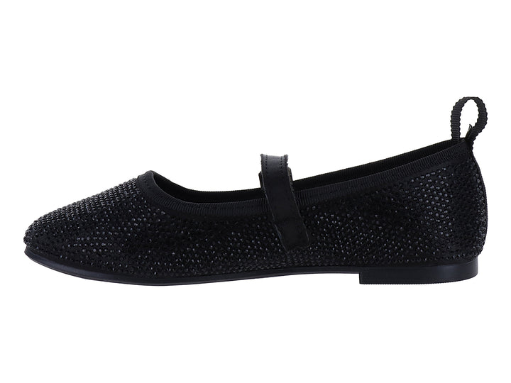 Zapato plano negro para niña con acabado brillante, correa ajustable y hebilla plateada.