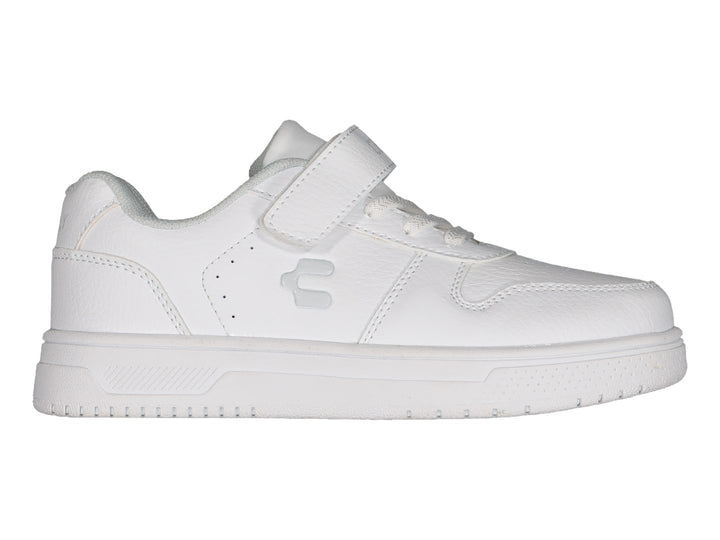Tenis deportivos Charly de color blanco con agujetas y correa de velcro.