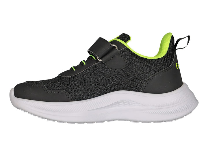 Tenis deportivos Charly color negro con detalles en lima y suela blanca, cierre de velcro y agujetas.