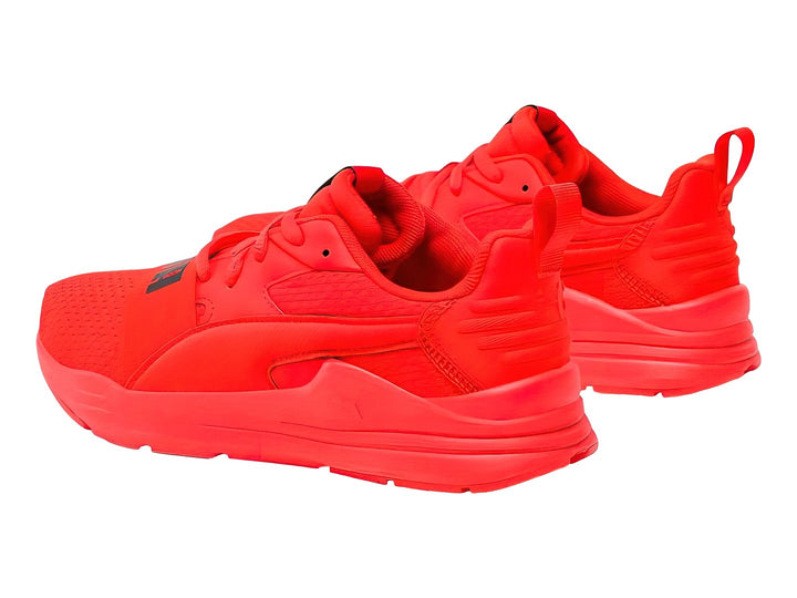 Tenis deportivos PUMA Wired Run Pure JR en color rojo intenso para niño.