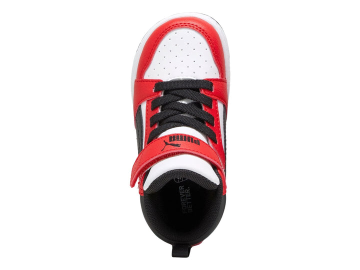 Tenis PUMA Rebound V6 Mid infantiles en colores rojo, blanco y negro con correa de velcro.