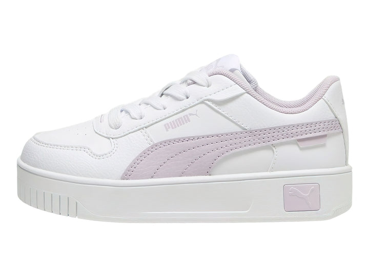 Tenis PUMA blancos con franja y forro morado claro y suela de plataforma blanca.