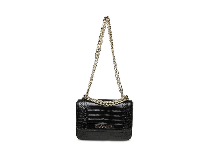 Bolso pequeño negro de Steve Madden con textura de cocodrilo y correa de cadena dorada.