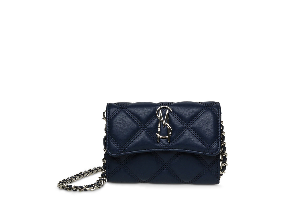 Bolso de hombro Steve Madden color azul marino con textura acolchada y correa de cadena plateada.