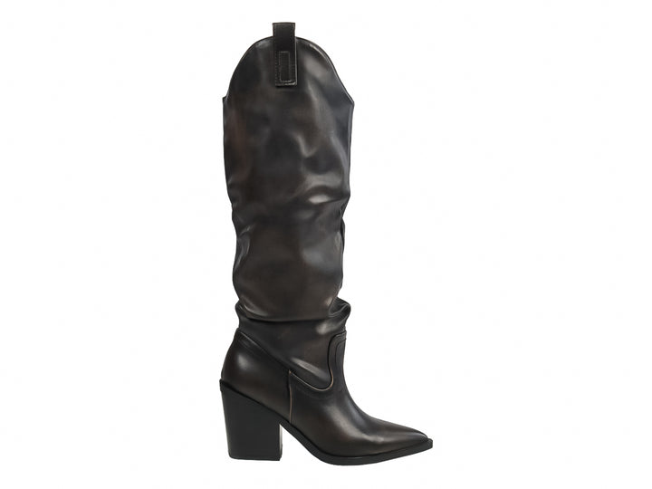 Bota alta de color marrón oscuro con efecto desgastado y tacón grueso.