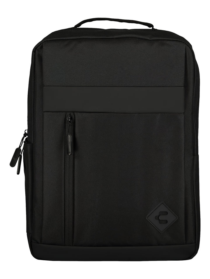 Mochila deportiva de color negro con un bolsillo frontal con cierre y asa superior.