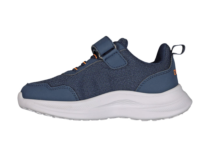 Tenis deportivos Charly color azul marino con suela blanca y detalles en naranja.
