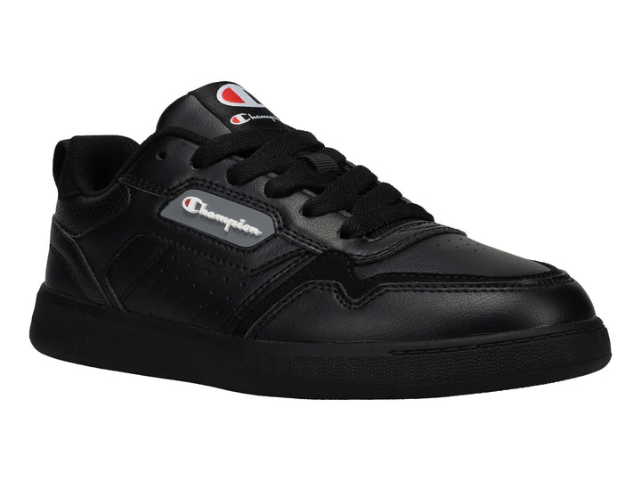 Tenis deportivos Champion Lore en color negro con suela a juego y logotipo blanco.