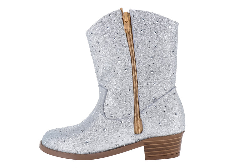 Bota vaquera color plata con acabado brillante y suela color café.