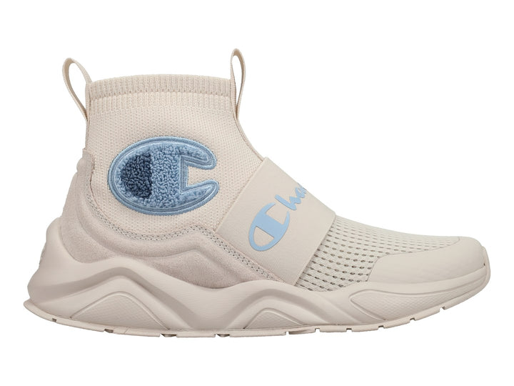 Tenis Champion color beige con detalles en azul cielo, diseño slip-on y suela gruesa.