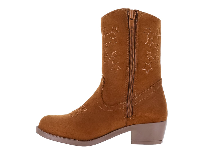 Bota vaquera color melle con detalles de estrellas bordadas en el costado y tacón bajo.