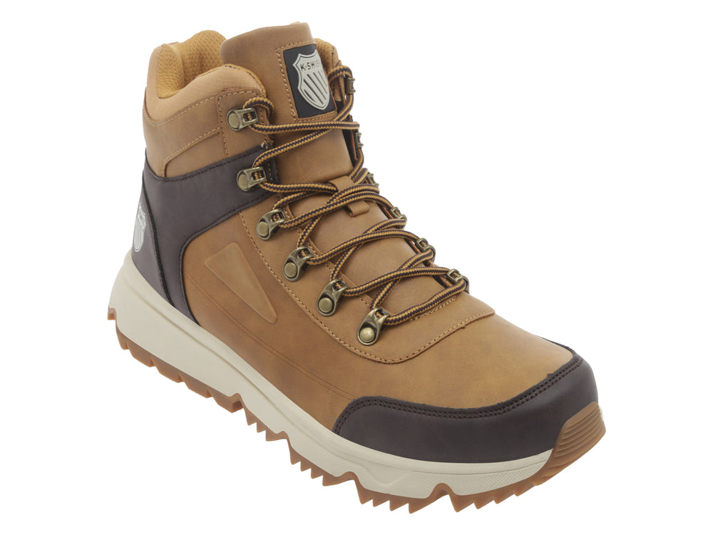 Botas K-Swiss color camel con detalles en marrón oscuro y suela beige dentada para uso casual.
