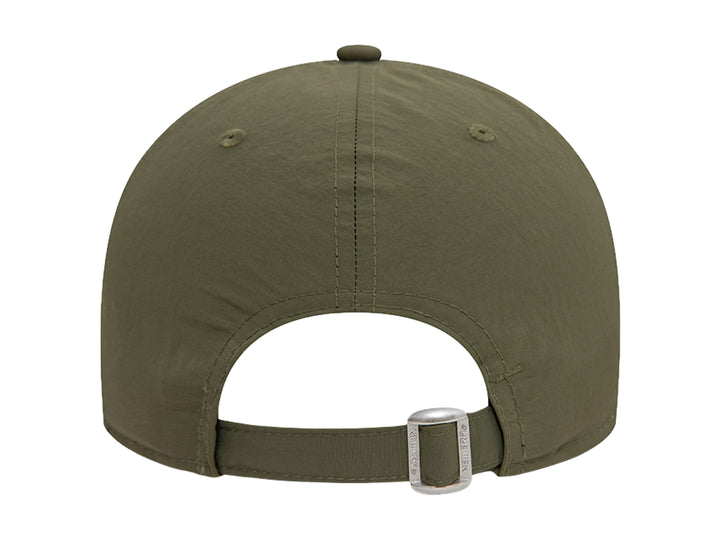 Gorra de béisbol New Era color verde con logotipo NY bordado en blanco.