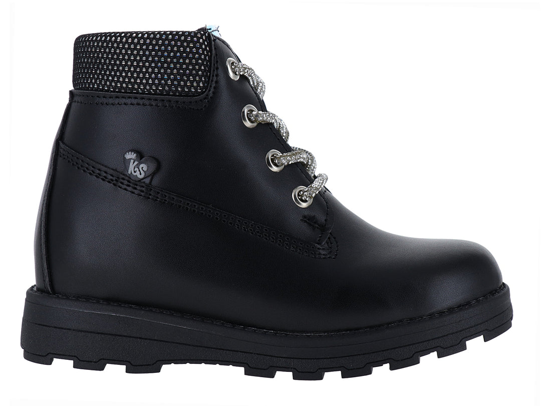 Botas negras Kassandra modelo Nairobi para niña con agujetas brillantes y suela dentada.
